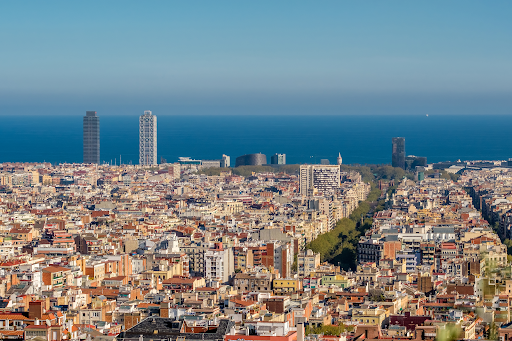 ciudad-de-barcelona-y-el-mar