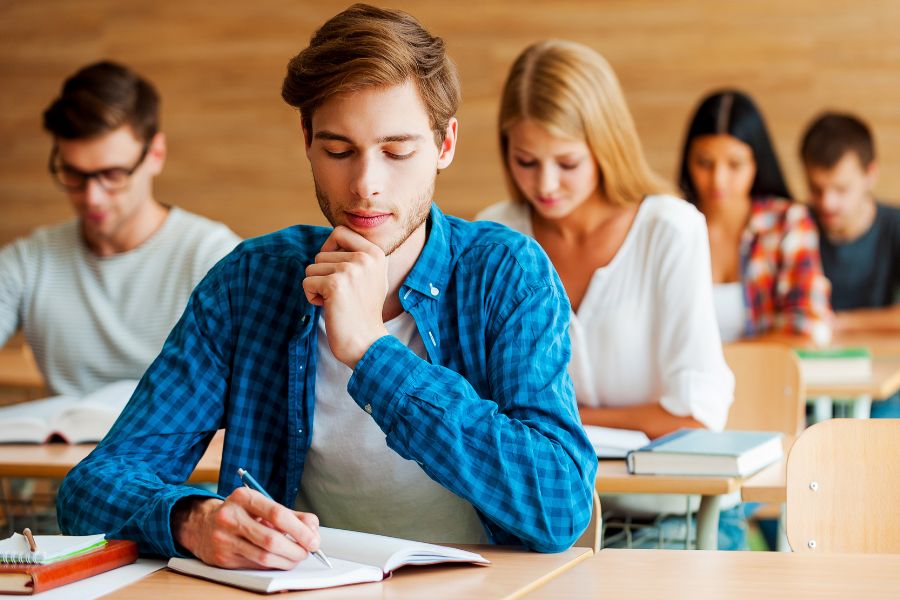 nuevos grados universitarios 2025