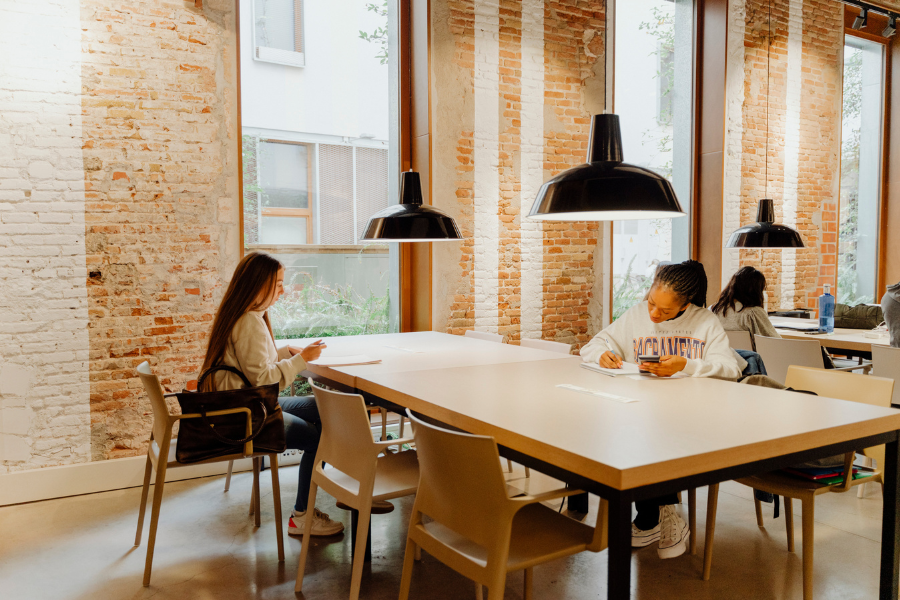 residencias-universitarias-bcn-salas-de-estudio