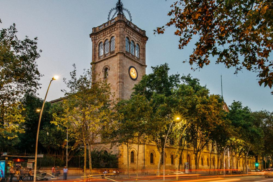 UB UB - Universitat de Barcelona